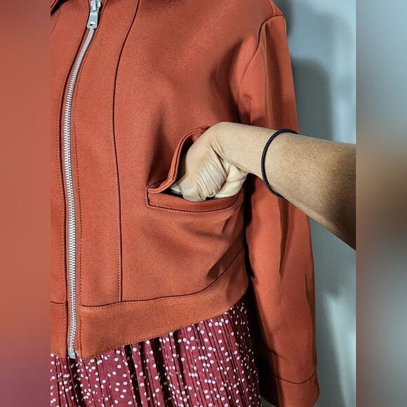 7 For All Mankind - Picture 6 of 11